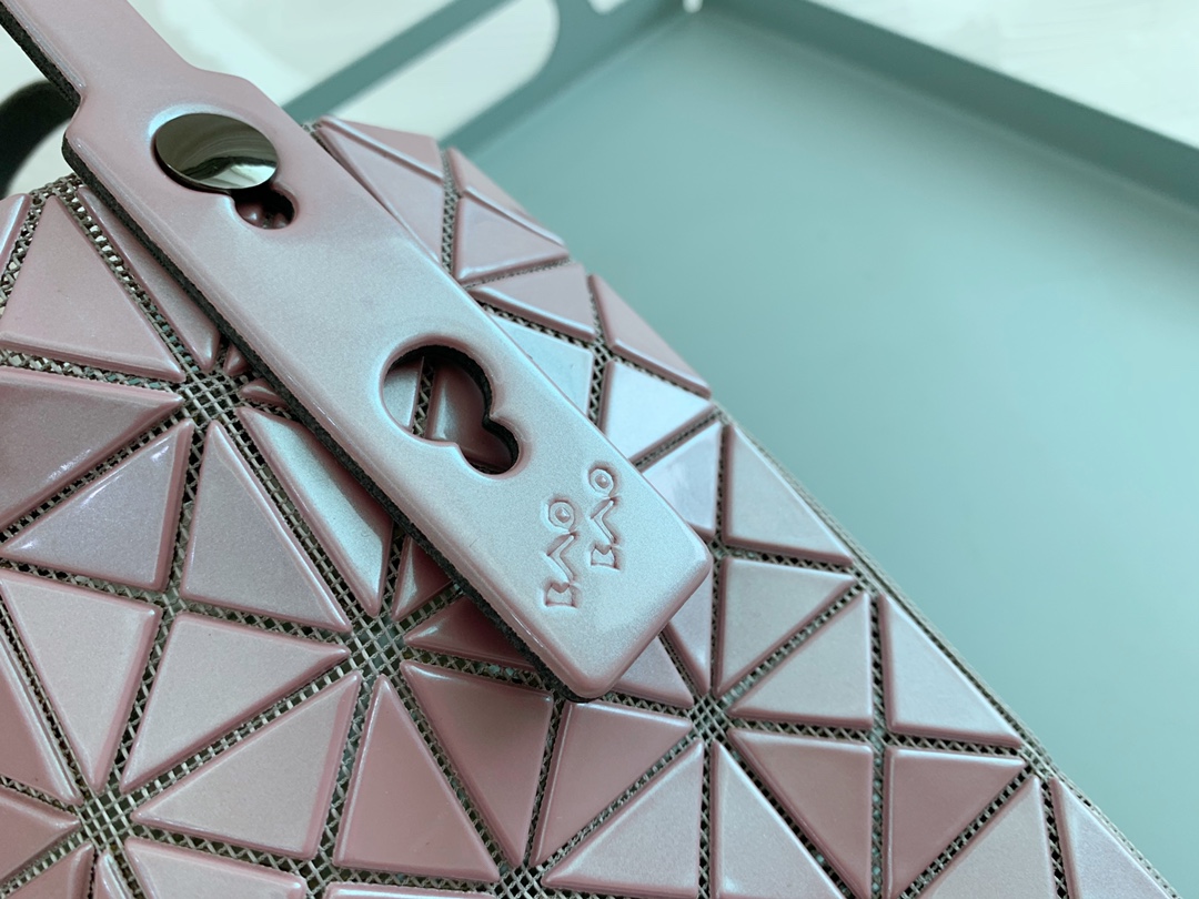 IsseyMiyake BAOBAO｜三宅一生mini6格手提袋