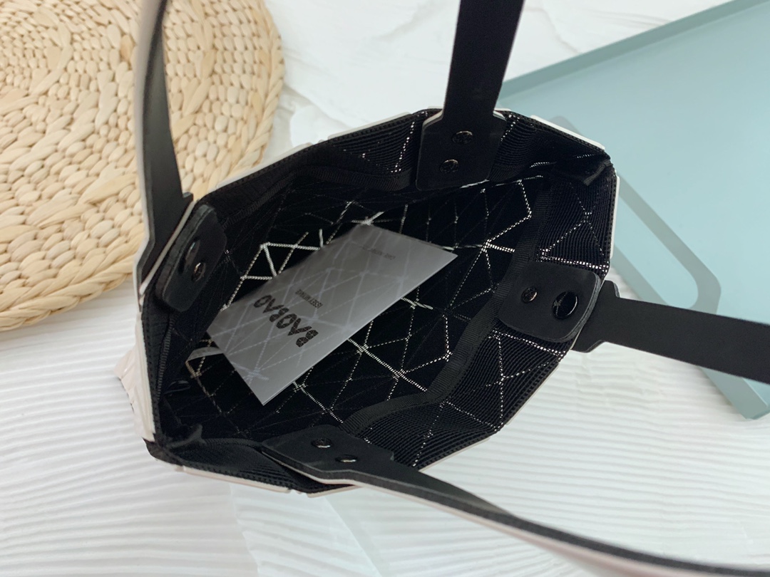 IsseyMiyake BAOBAO｜三宅一生mini6格手提袋