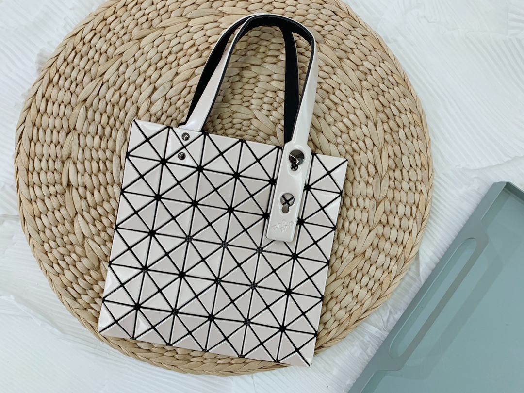IsseyMiyake BAOBAO｜三宅一生mini6格手提袋