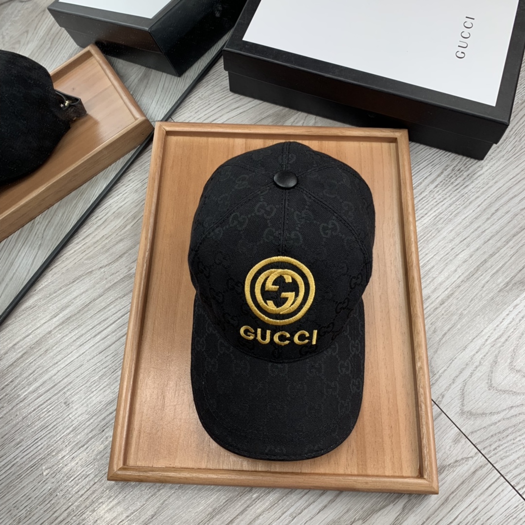 NO:205524,.G Home.【Super A Quality】Latest Model!  Fashion trend, high-end workmanship!  Every hat is made with care!  Oxford material!  First layer of cowhide!  With boxes, dust bags, cards!  Extraordinary quality, details are also very important. Leather cap nails, leather adjustment belt!  Hat fisherman hat baseball hat knit hat, hat, gucci, espadrilles, cowhide, hats19860909.G家.【超A品质】最新款！时尚潮流,高端做工！每一个帽子都是用心之作！牛津材质！头层牛皮！配盒子、防尘袋、卡片！非一般的品质,细节也很重要.真皮帽钉,真皮调节带！帽子渔夫帽棒球帽针织帽,帽子,gucci,espadrilles,cowhide,hats,hat