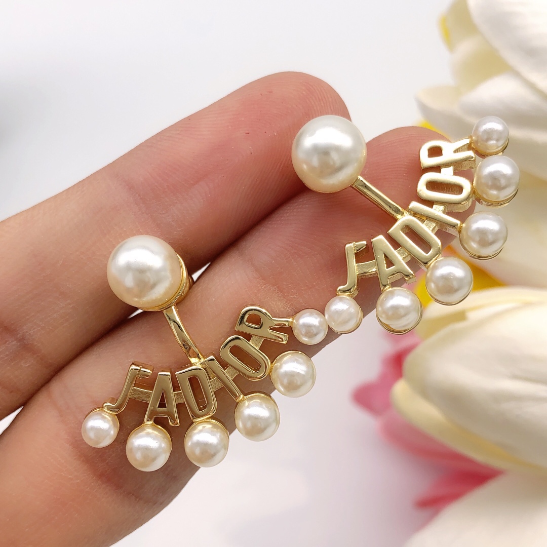 Серьги латунь жемчуг буквы DED0350