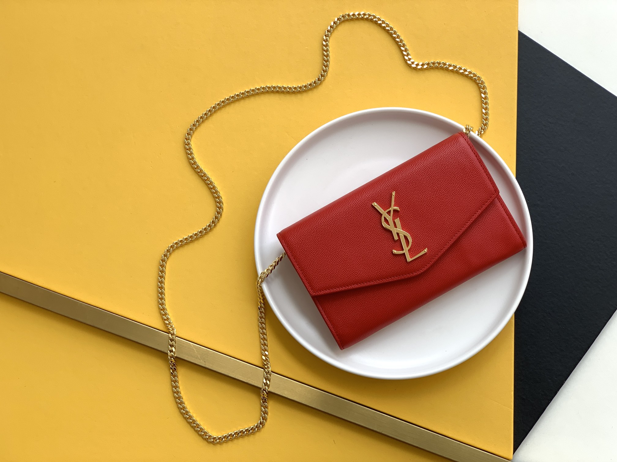 Mini Envelope Bag Caviar Embossed Calfskin Metal Logo Detachable Chain with Card Holder