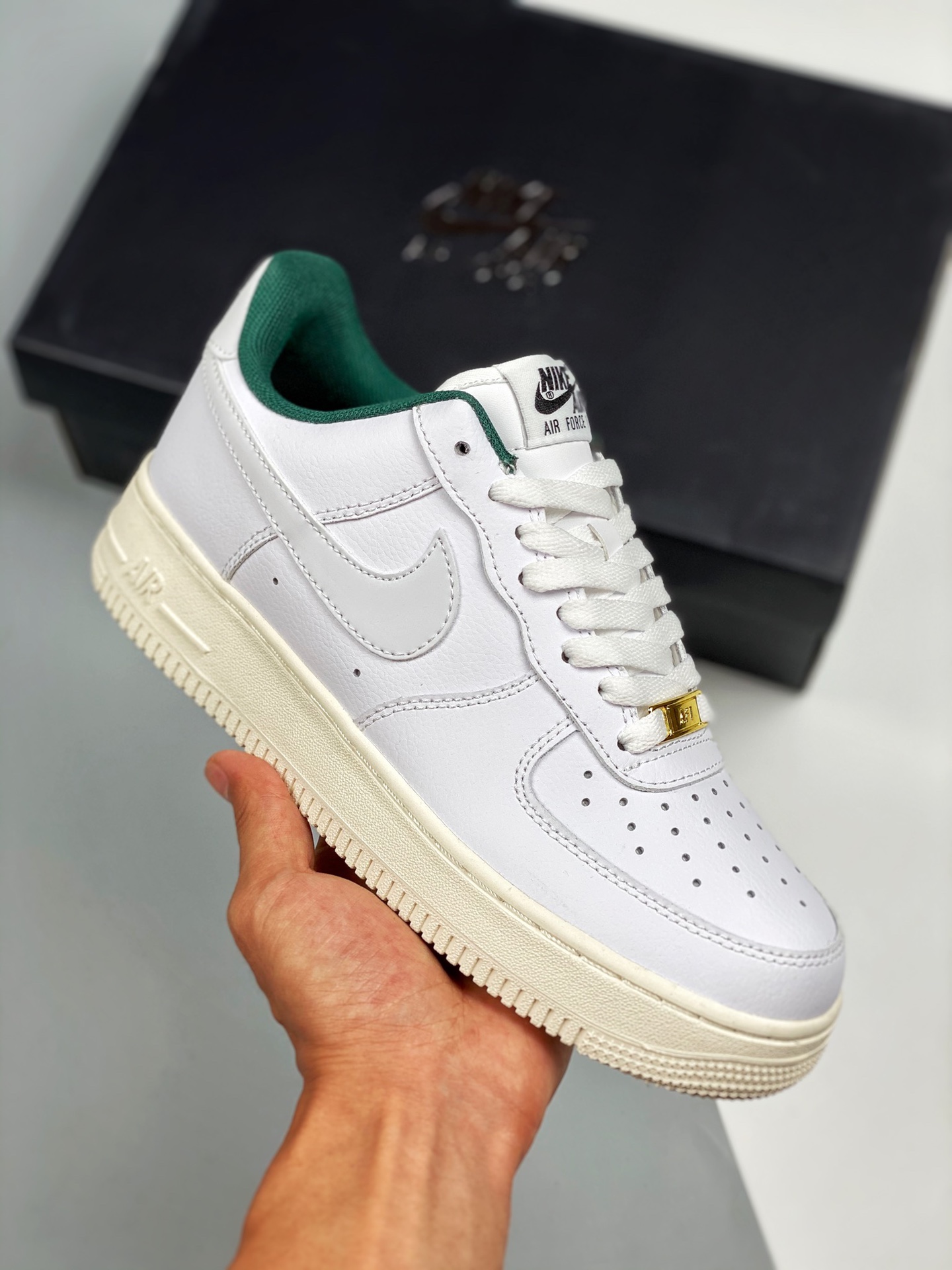 Air Force 1 '07 blanco y verde, horma original, cartón original, estilo auténtico de Air Force, enfocado en canales de …