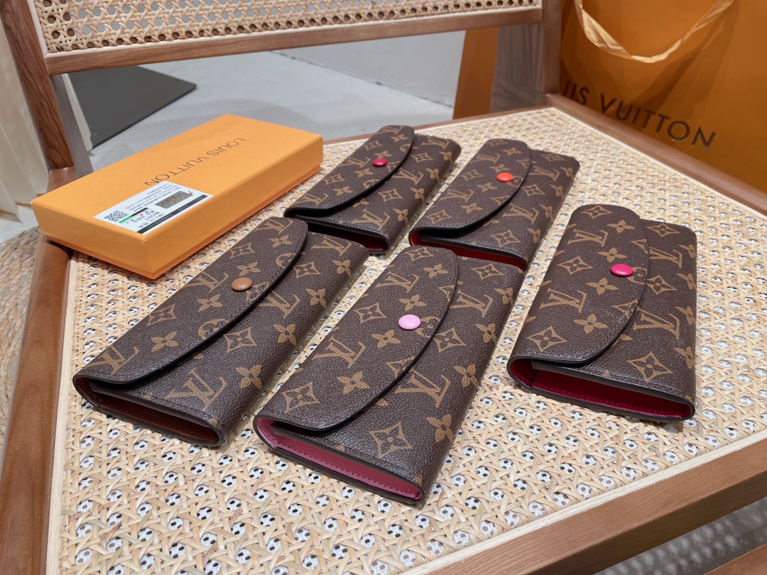 LV Long Wallet
