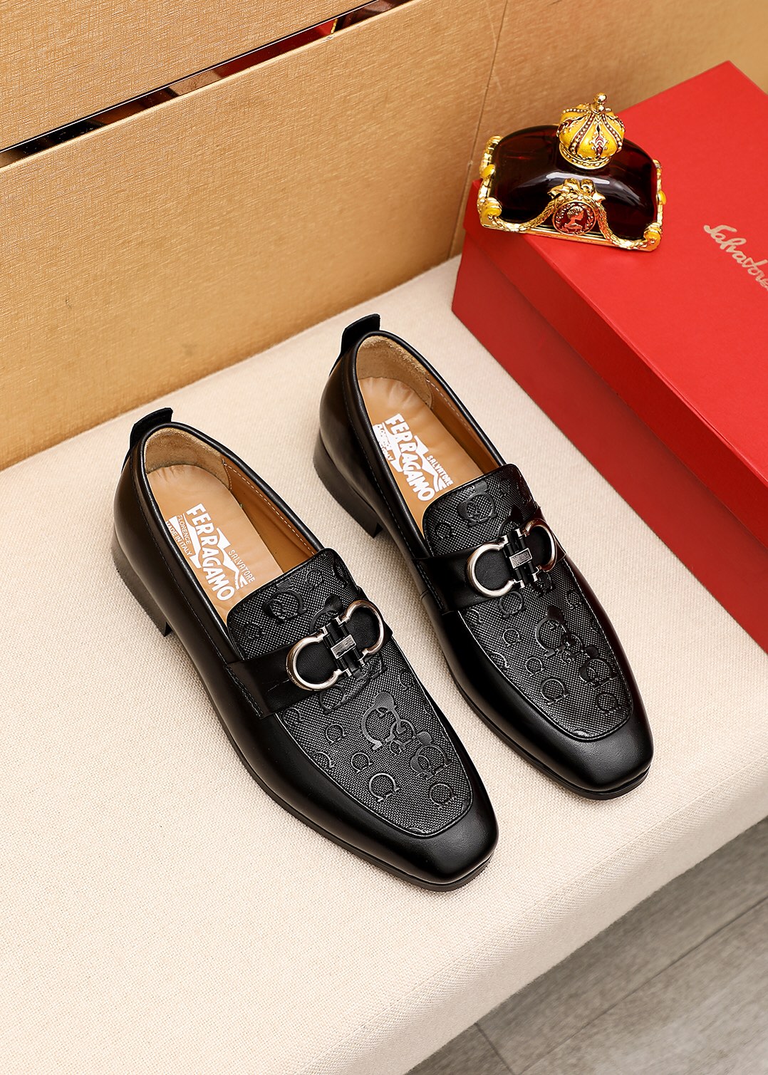 J0  Ferragamo「 菲拉格慕」休闲皮鞋正码