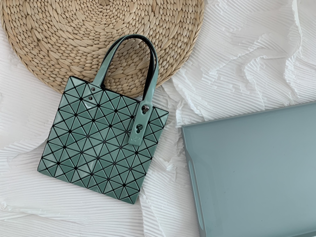 IsseyMiyake BAOBAO｜三宅一生mini6格手提袋