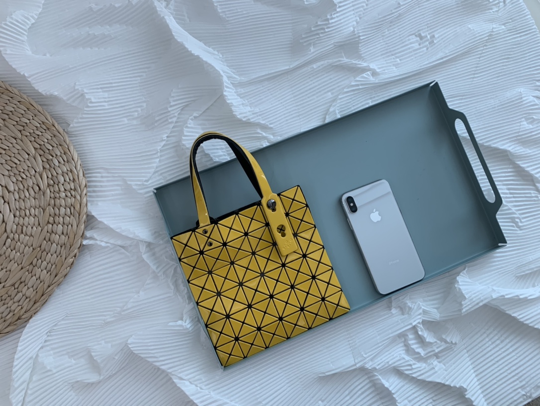 IsseyMiyake BAOBAO｜三宅一生mini6格手提袋