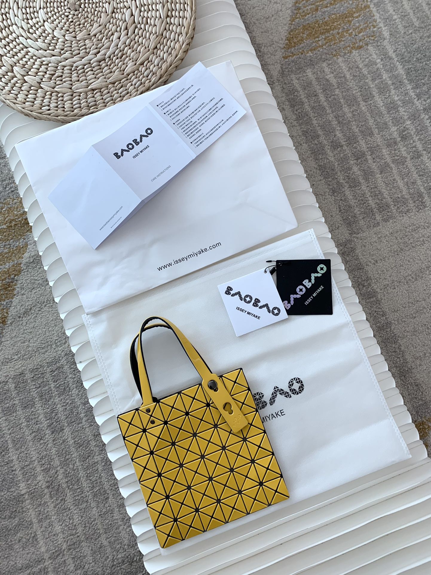 IsseyMiyake BAOBAO｜三宅一生mini6格手提袋