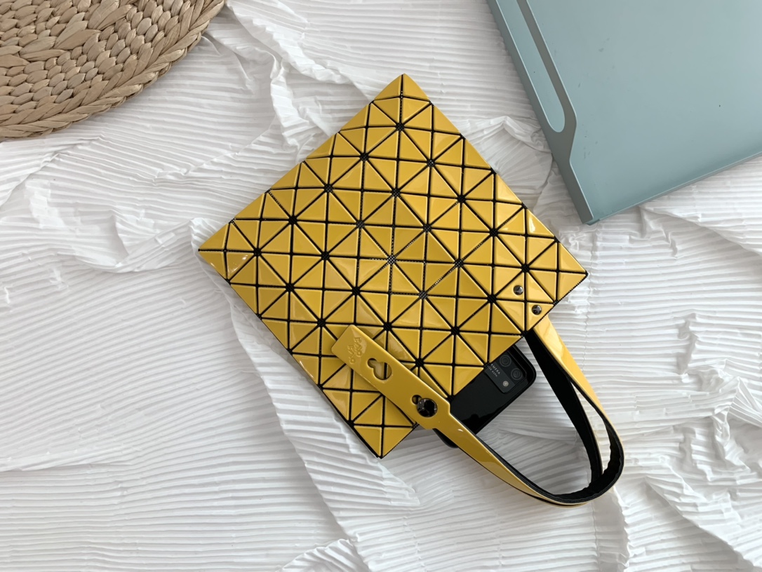 IsseyMiyake BAOBAO｜三宅一生mini6格手提袋