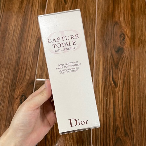 Dior Capture Totale C.E.L.L. Energy Gentle Cleanser - High Performance, 150ml 1 Dior Capture Totale C.E.L.L. Energy Gentle Cleanser - High Performance, 150ml