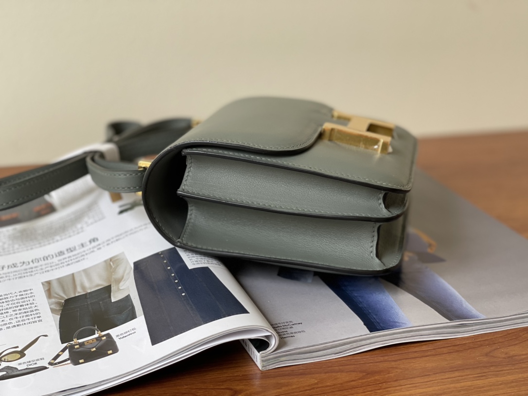 Hermès Hermes costance series