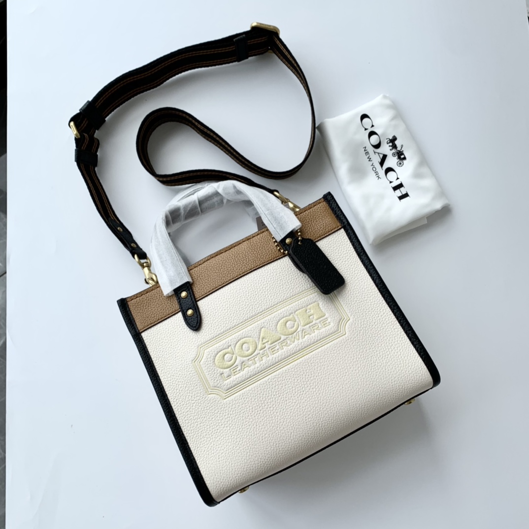 Coach 双十一特价 纯 COACH蔻驰 C3461白色牛皮Field Tote 22竖版小托特包
