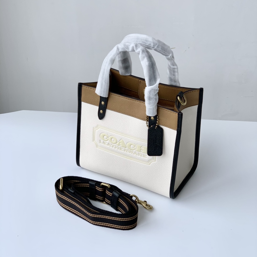 Coach 双十一特价 纯 COACH蔻驰 C3461白色牛皮Field Tote 22竖版小托特包