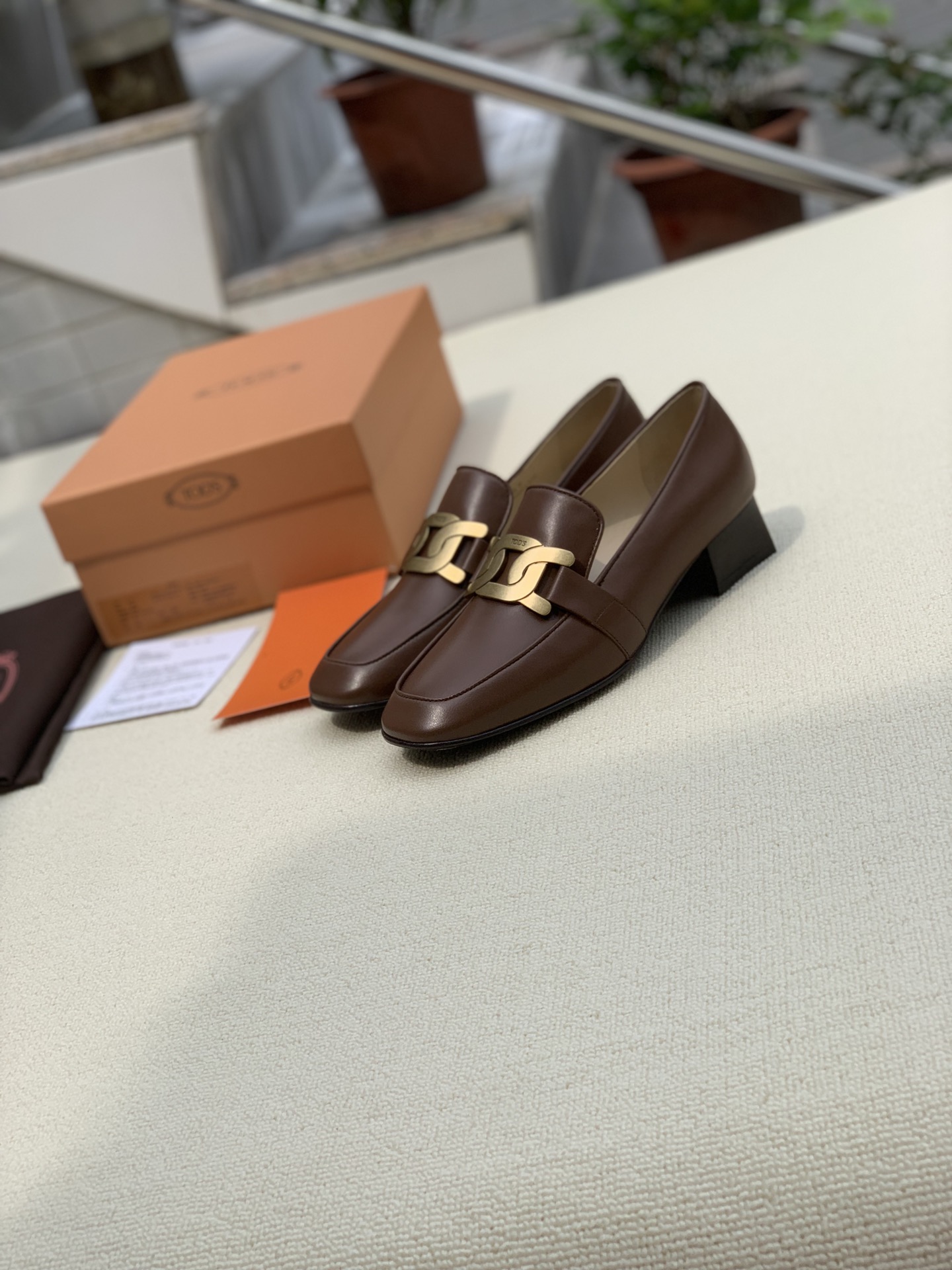 Tod’s Handcrafted Shoes: Comfortable Luxury for Every Step - 图片 2