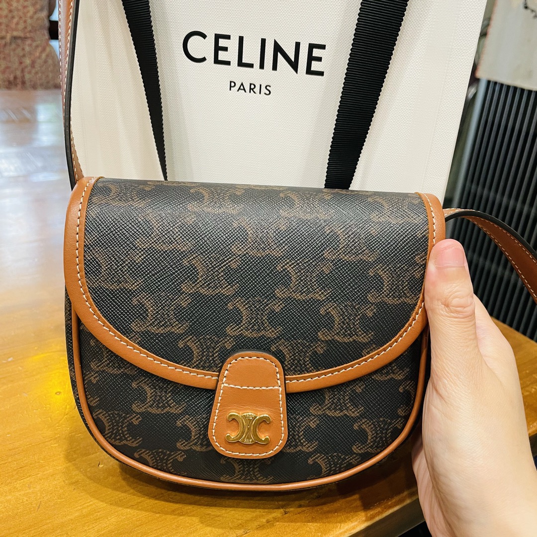 Celine思琳 Mini Besace 马鞍包 196702老花