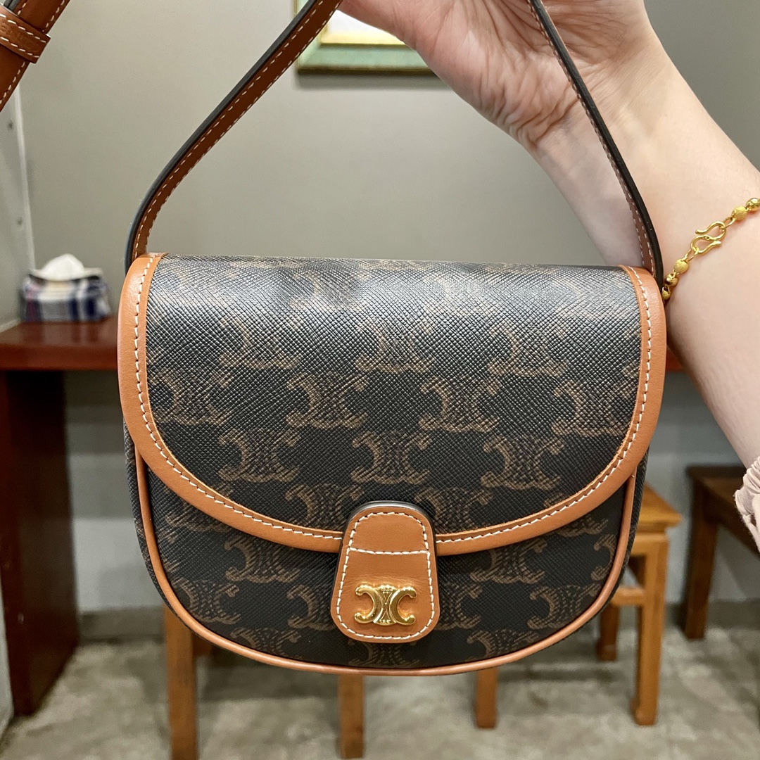 Celine思琳 Mini Besace 马鞍包 196702老花