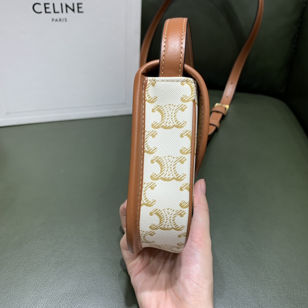 Celine思琳 Mini Besace 马鞍包 196702白花