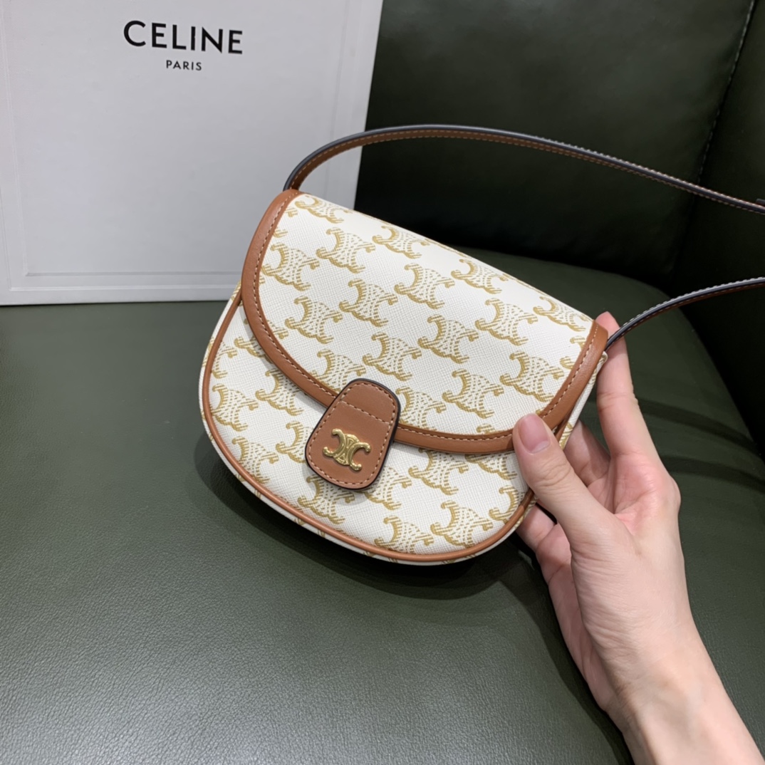 Celine思琳 Mini Besace 马鞍包 196702白花