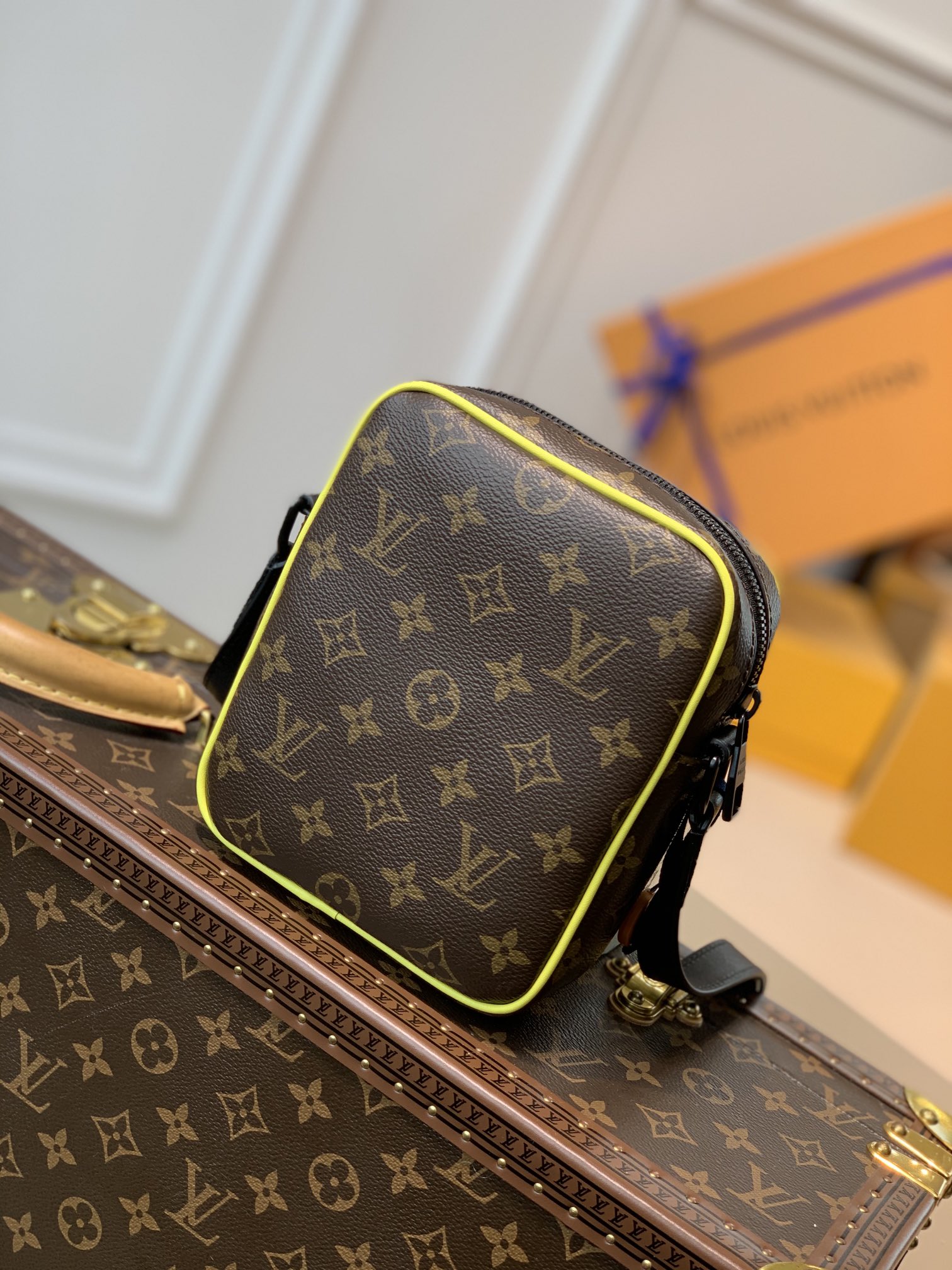 Louis Vuitton LV Christopher Wearable Wallet 相机包 M80793黄