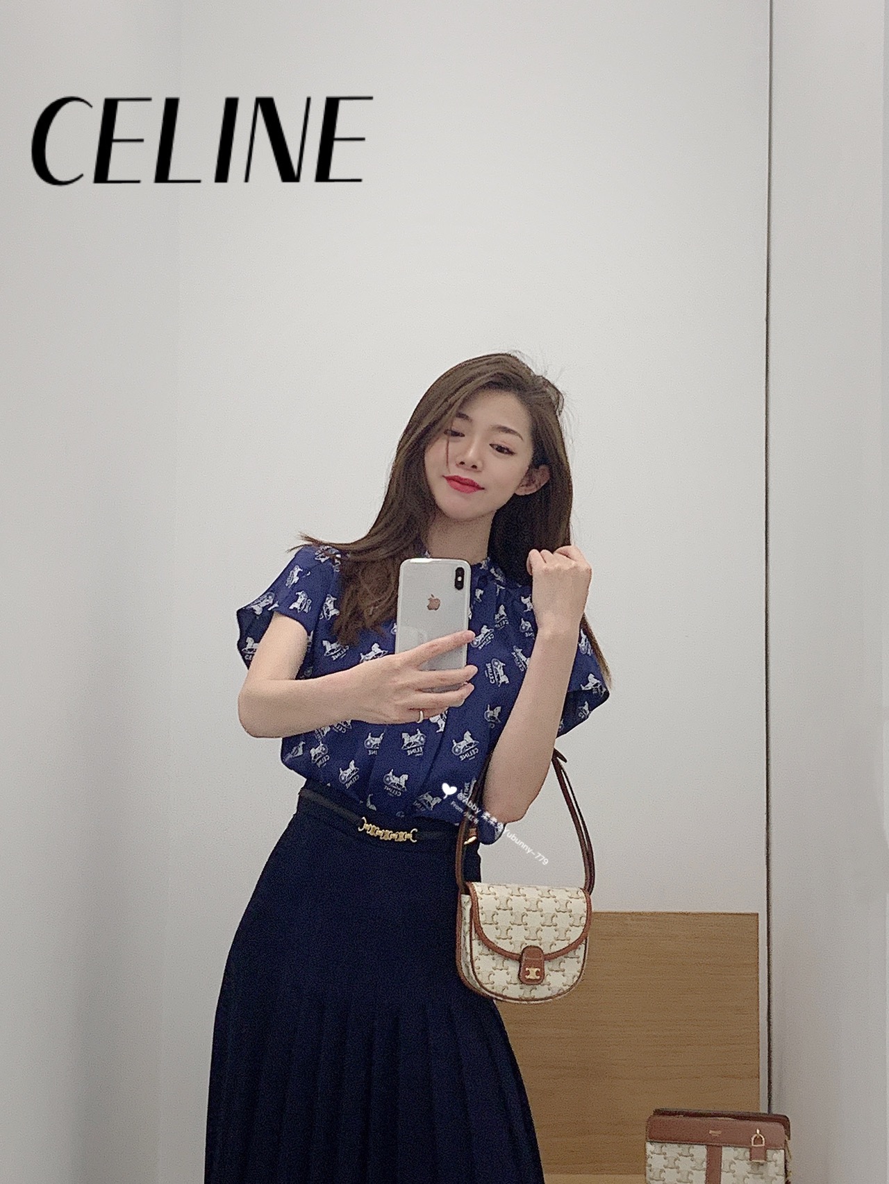 Celine思琳 Mini Besace 马鞍包 196702白花
