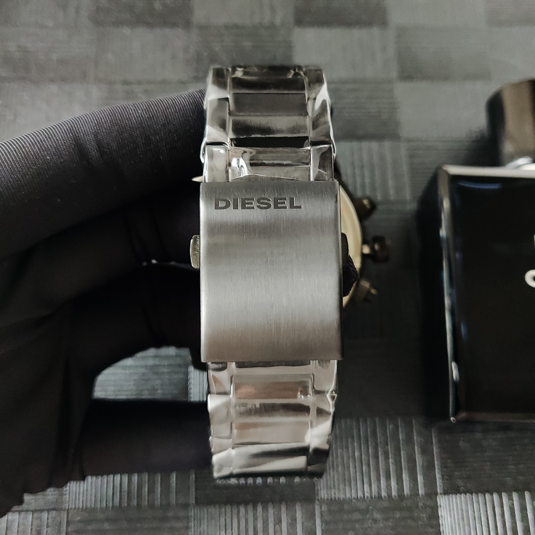“High-Quality DIESEI Model 7432 Screws with Large Chart and Black Tape” - 图片 8