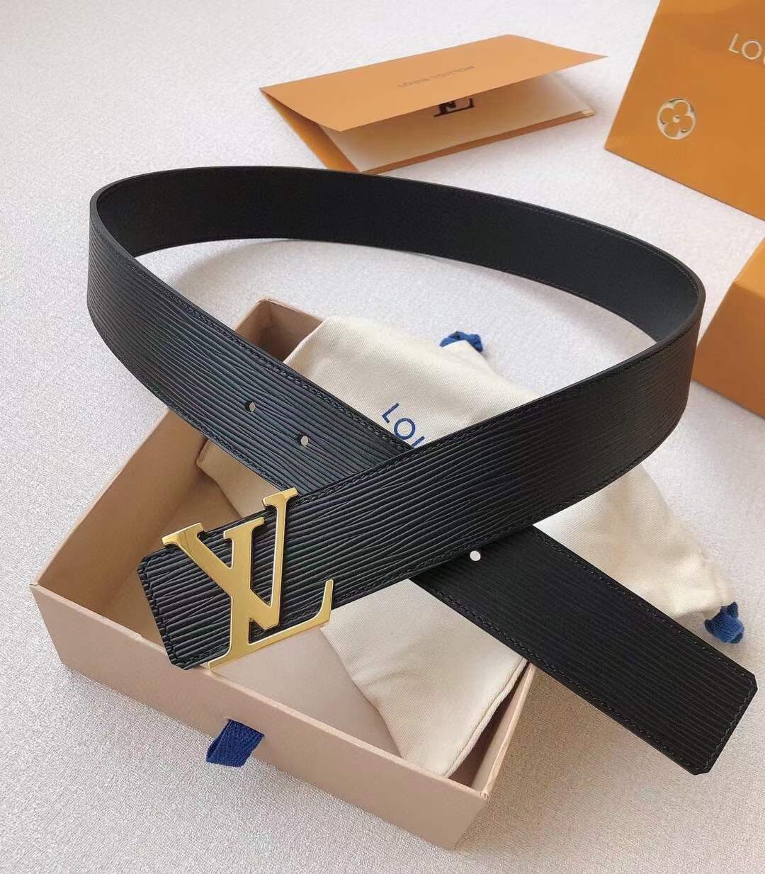 配全套包装LV原单腰带黑色小牛皮水波