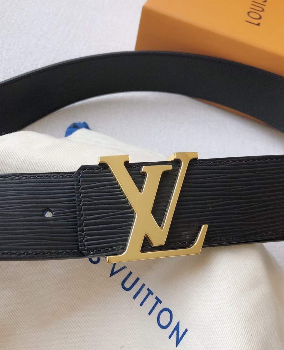 配全套包装LV原单腰带黑色小牛皮水波
