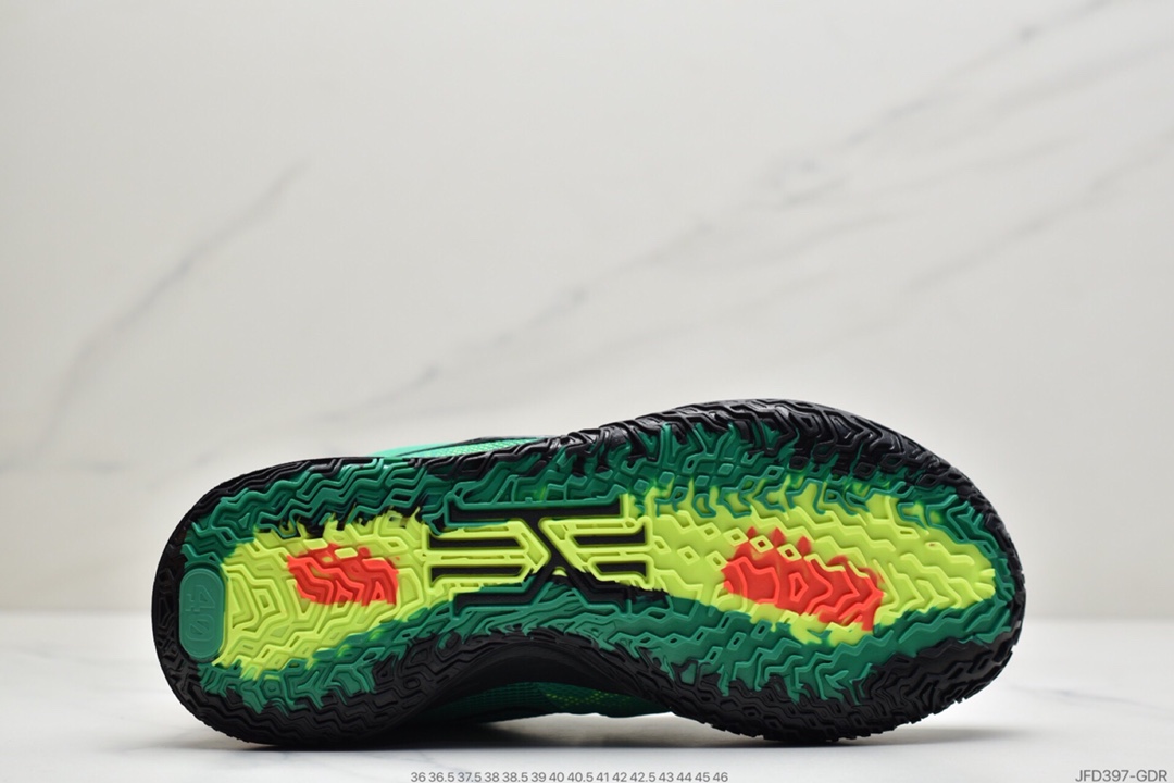 170 耐克Nike Kyrie 7 Pre Heat Ep  欧文7代篮球鞋系列  CQ9327-300