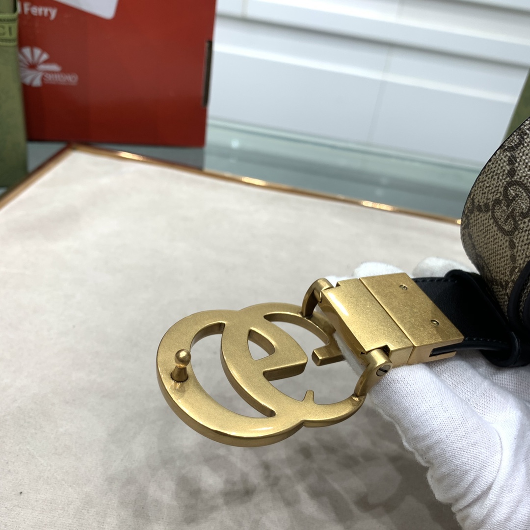 ✨GUCCI✨独家免税店渠道货旋转铜扣配进口原厂小牛皮双面佩戴手工绘边大气奢华免税镭射标配全套免税店包装⚜️VIP尊享尺寸：宽3.7cm3.0cm2.0cm