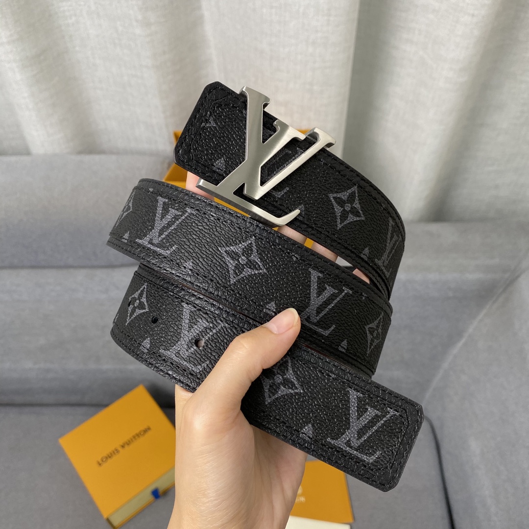 AAA+ Replica
 Louis Vuitton Belts Men