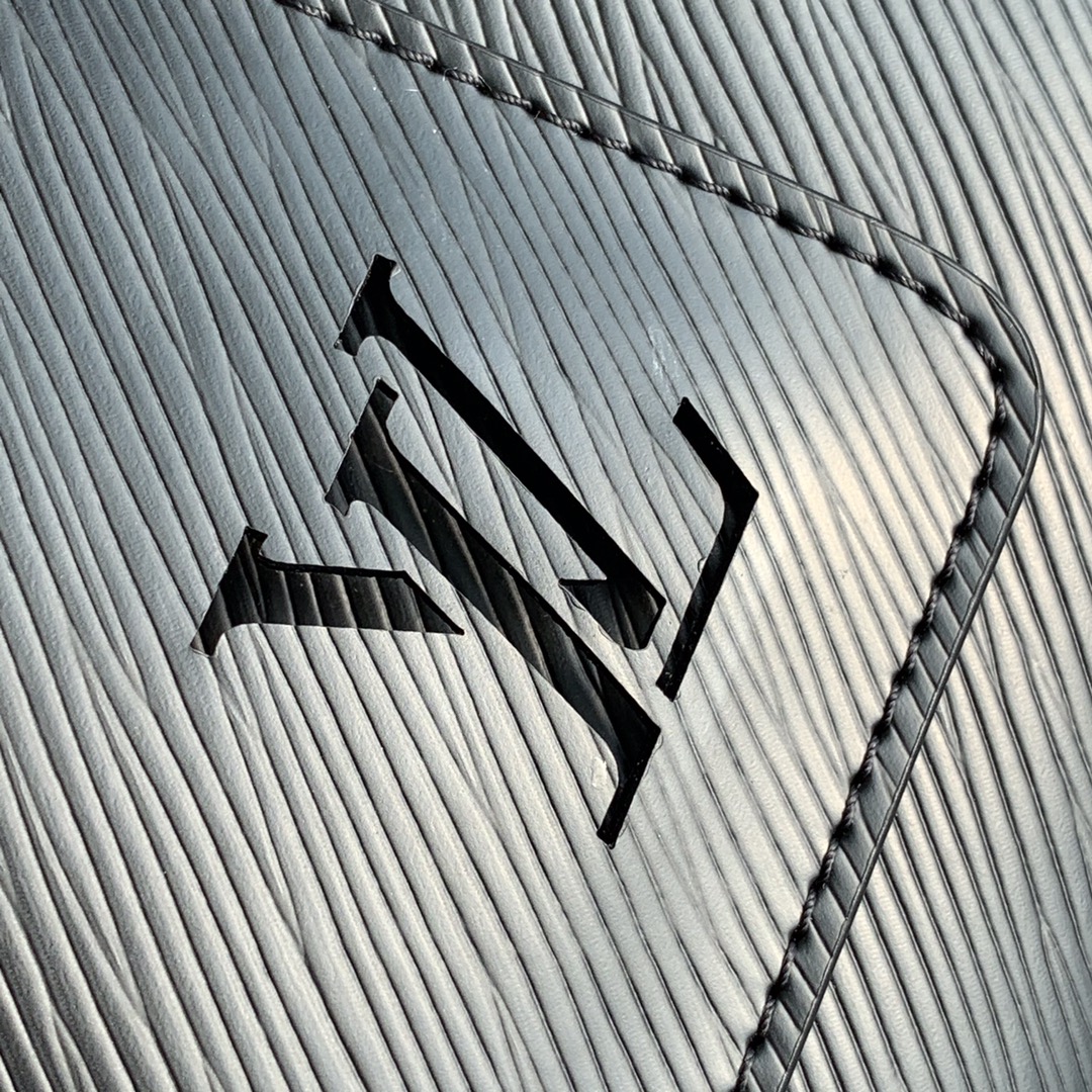 Shop Louis Vuitton EPI Marelle (M80689) by MUTIARA