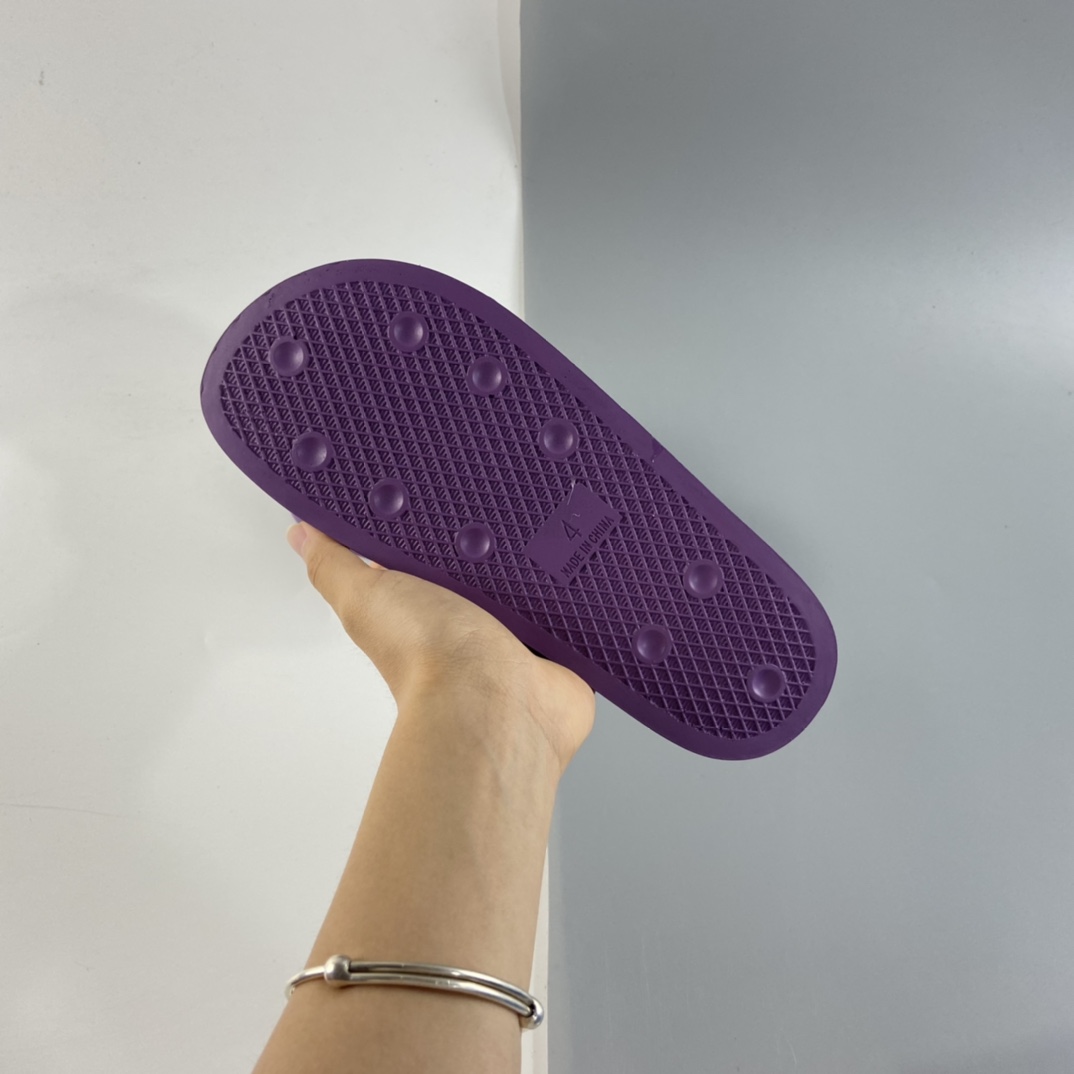 P100 AD Adilette Sandal W 阿迪达斯夏季休闲潮流拖鞋 CG6468