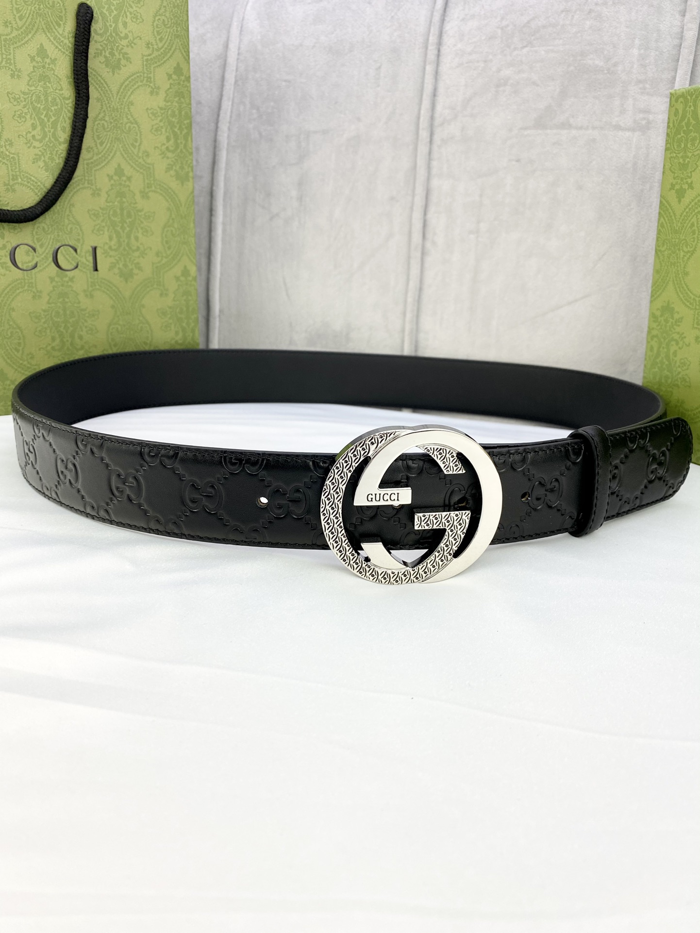 Gucci Style Leather Men's Belts Lookbook Reference image 1