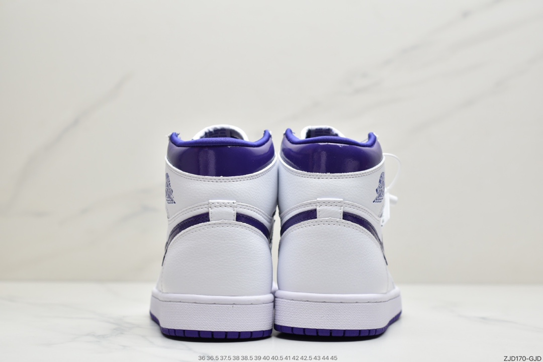 240 Air Jordan 4 “Purple Metallic” 感觉上非常相似 CD0461-151