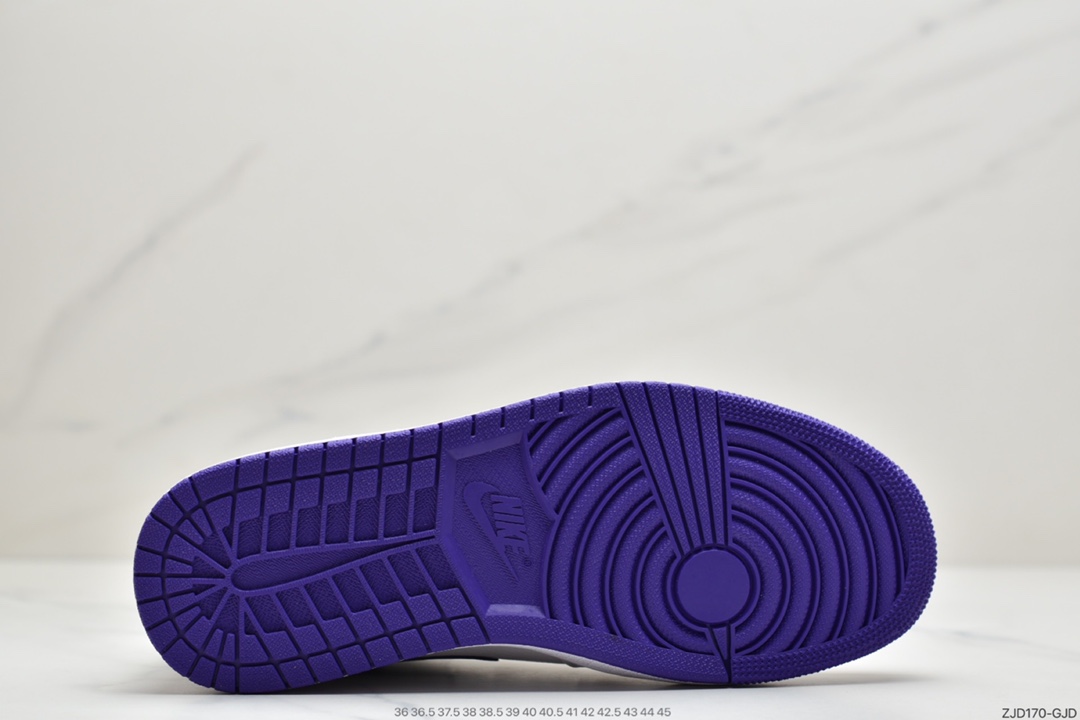 240 Air Jordan 4 “Purple Metallic” 感觉上非常相似 CD0461-151