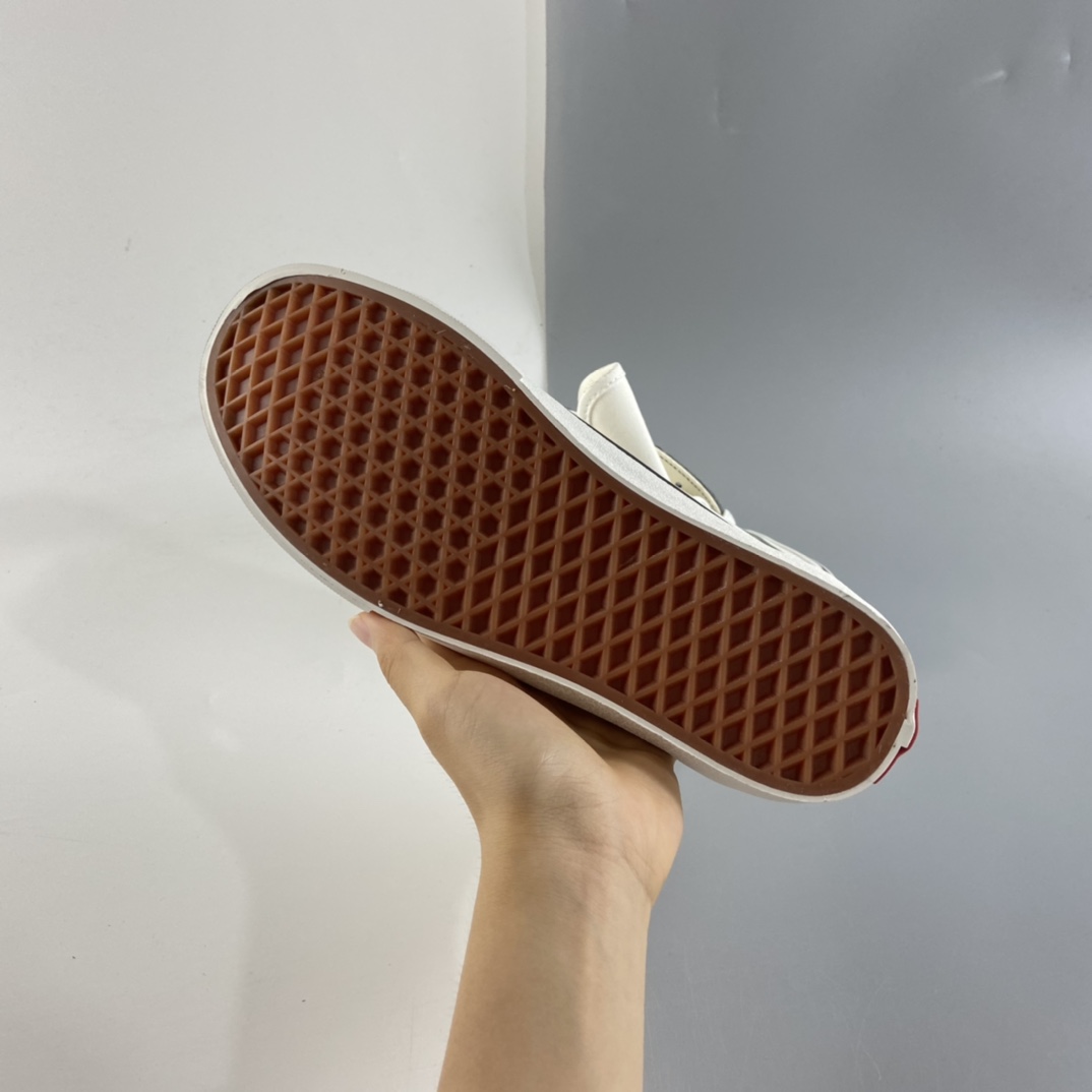 P150 VANS Style 36 万斯灰白半月包头灰白帆布鞋奥利奥板男女鞋 VN0A4BVAK11