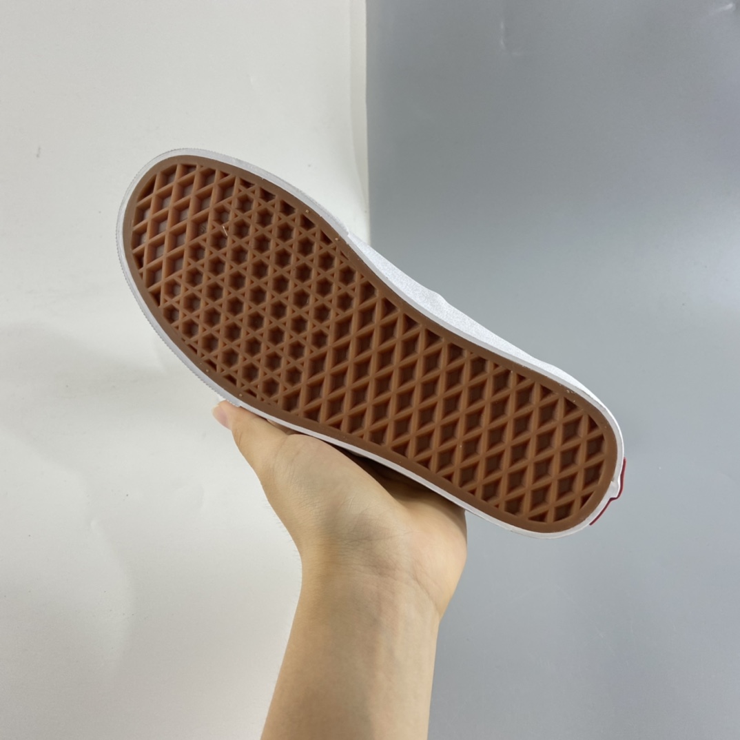 P150 Vans Authentic 万斯安纳海姆黑白奶牛 VN0A40E5NNA