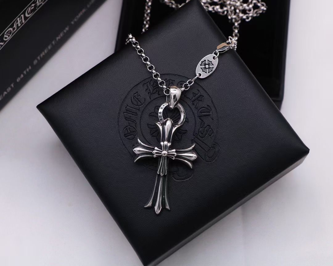 NO:382447,Chrome Hearts Double Cross Pendant Necklace Fashionable and versatile styles, jewelry boutiques, chrome hearts, chrome hearts, necklace19860909Chrome Hearts 克罗心 双十字架吊坠项链 时尚百搭款,饰品精品,chrome hearts,chrome hearts,necklace,Jewelry