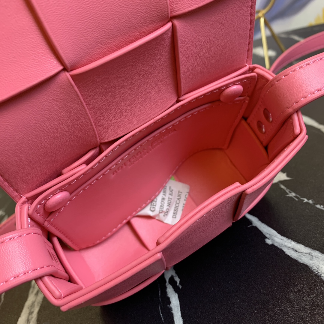 p340 Bottega veneta mini编织方块包mini小可爱