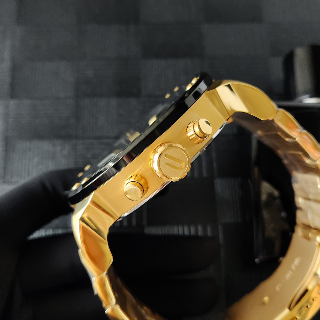 “Black Steel Belt Watch DIESEI Model 7333: Super Cool Design, Top Quality 55mm Plate” - 图片 4