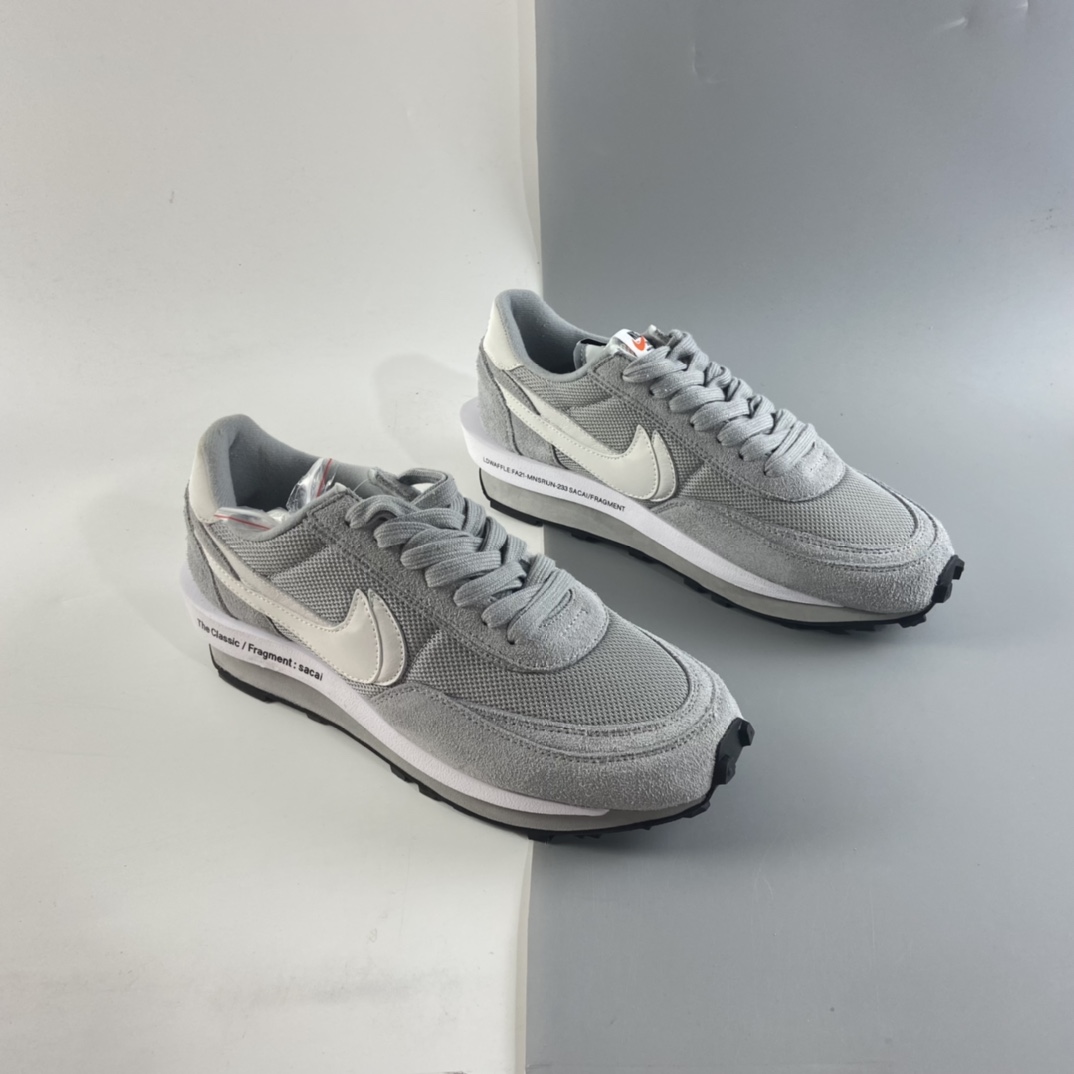 P320  Fragment Design x Sacai x Nike LDWaffle 联名重叠设计前卫华夫变形休闲慢跑鞋 DH2684-001