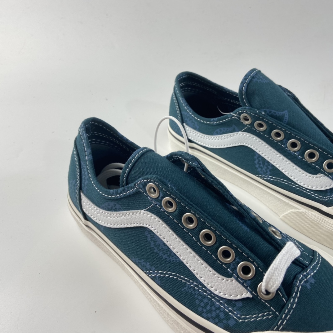 P150 Vans Style 36 Cecon 万斯半月包头腰果花  暗夜蓝权志龙包头杀人鲸 VN0A3MVL2V0