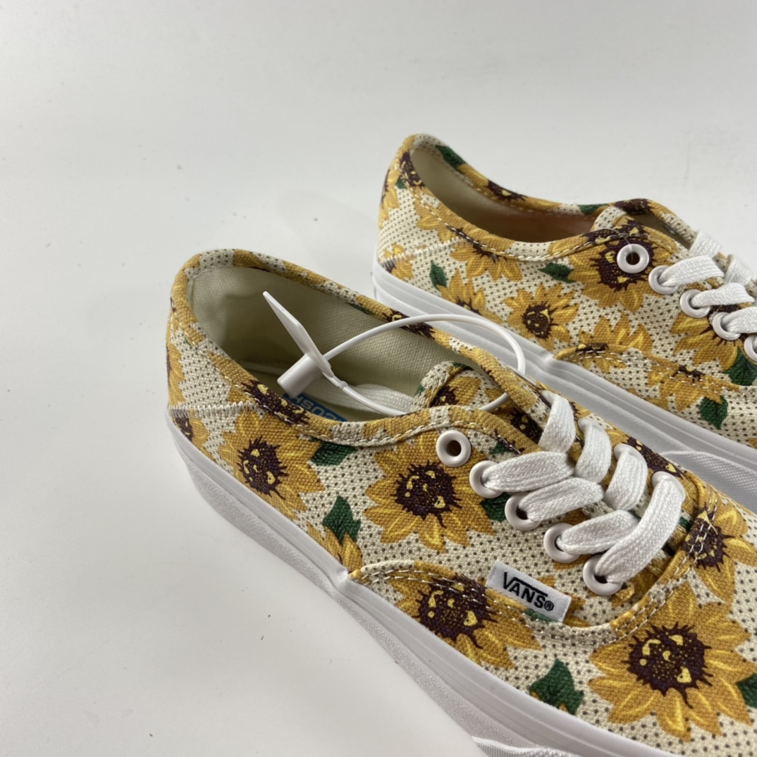 P150 Vans Authentic小雏菊向日葵 印花 限定版滑板鞋 纯正硫化底 VN0A5HYP6SR