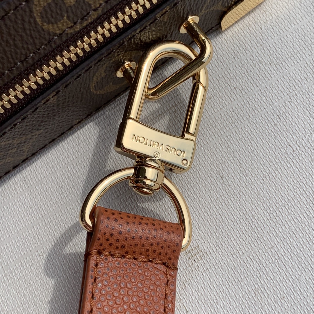 Louis Vuitton LV xNBA Handle Trunk 邮差包 M45785