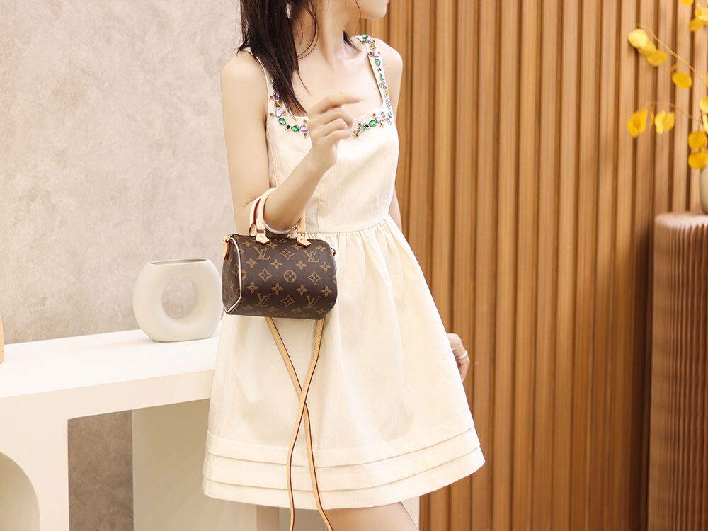 LV ๐๐๐๐ ๐๐๐๐๐๐ๆๅคดๅ
็ณปๅM61252