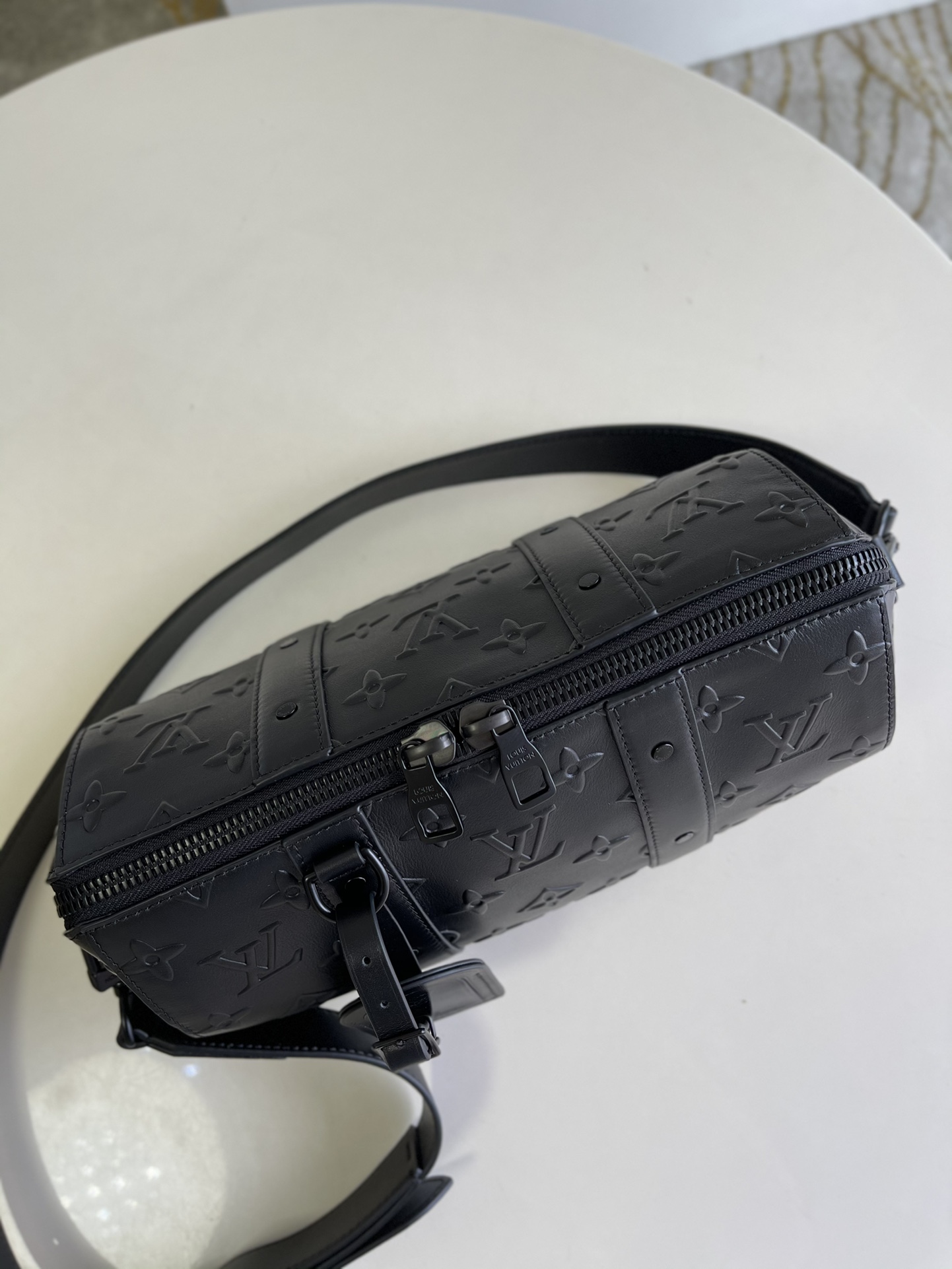 Louis Vuitton LV City Keepall斜挎包 M57955