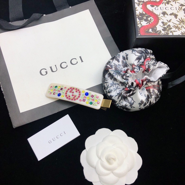 “Gucci Crystalheads Monograph: Brass Material with Colored Hairs and Twilight Cabinets” - 图片 5