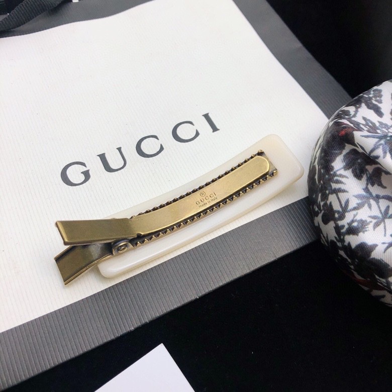 “Gucci Crystalheads Monograph: Brass Material with Colored Hairs and Twilight Cabinets” - 图片 7