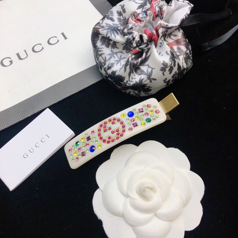 “Gucci Crystalheads Monograph: Brass Material with Colored Hairs and Twilight Cabinets” - 图片 2