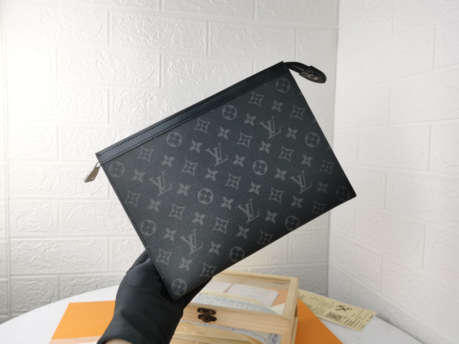 高級感あふれるM61692中号手袋 - スタイリッシュで機能的